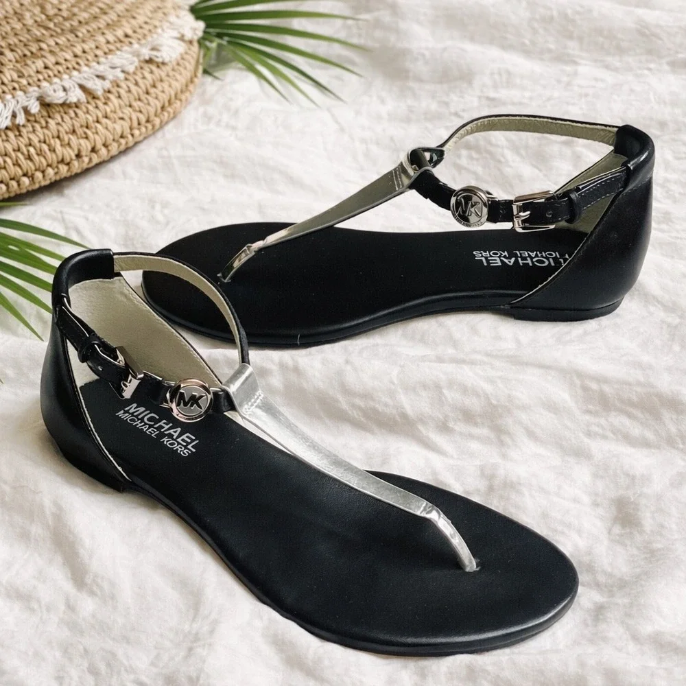 Michael Kors Black Genuine Butter Soft Leather Thong Plate Sandal Size 5.5‎